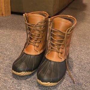 Target duck boots